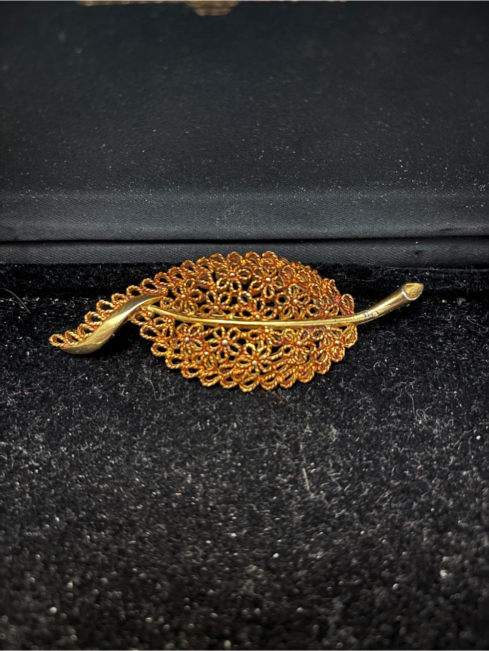 Vtg SIGNED MAMSELLE BIG FLOWER LEAF Pin Brooch